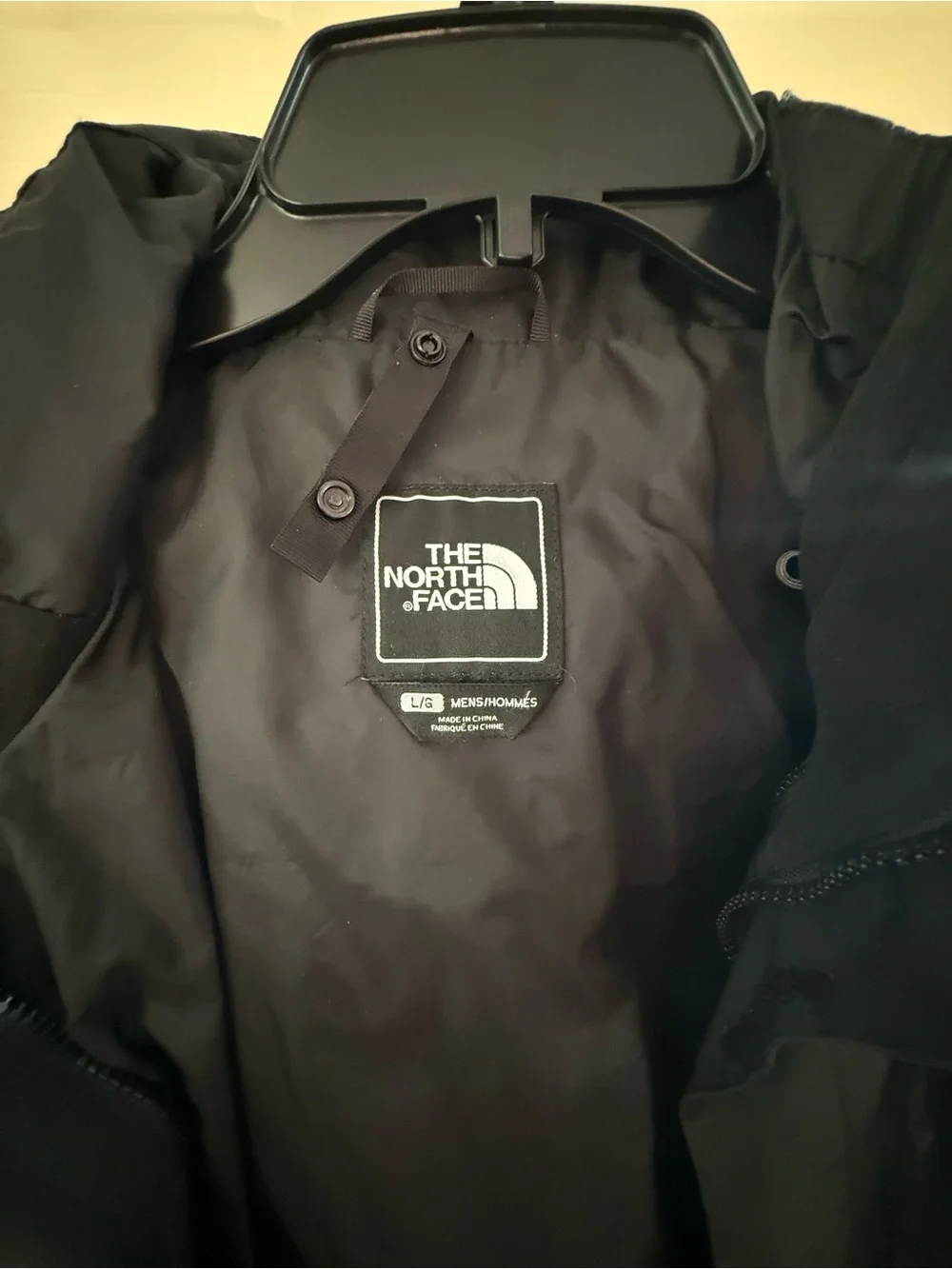 The North Face Men’s HyVent Waterproof Rain Jacket Black Size L